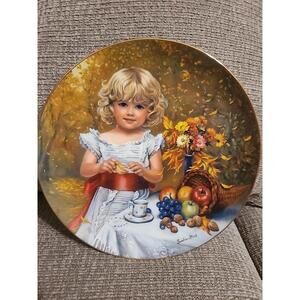 Reco Plate "Indian Summer" Childhood Almanac Series By Sandra Kuck 1099AC 1985